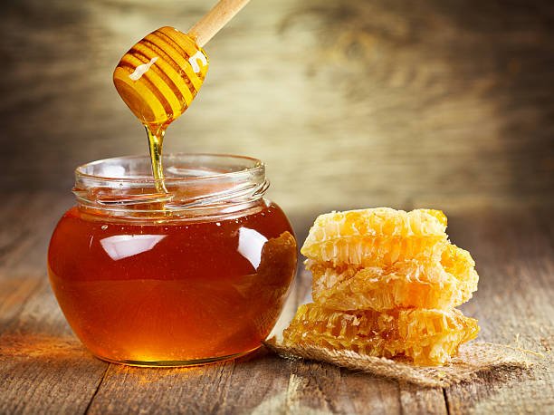 Honey For Beard Dandruff | Try This Home Remedy For Better Results!